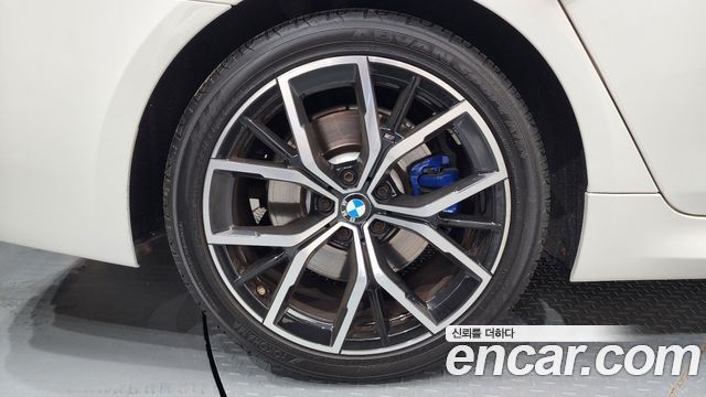 BMW 5 Series (G30) 530i M Sport Package 2022 — фото 5