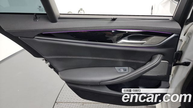BMW 5 Series (G30) 530i M Sport Package 2022 — фото 25