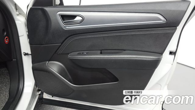 Renault Korea XM3 1.3 TCe RE Signature 2020 — фото 24