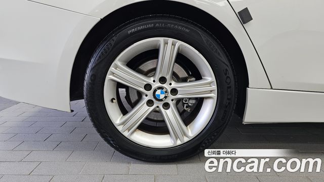 BMW 3 Series (F30) 320d 2012 — фото 5