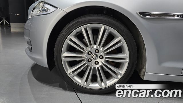 Jaguar XJ 5.0SC Supersport LWB X351 2012 — фото 5