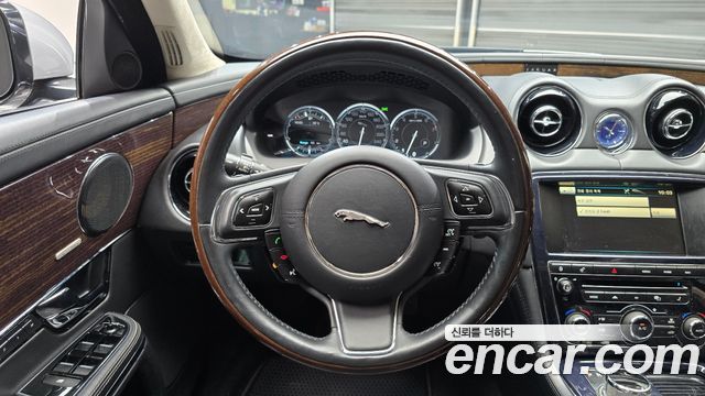 Jaguar XJ 5.0SC Supersport LWB X351 2012 — фото 13