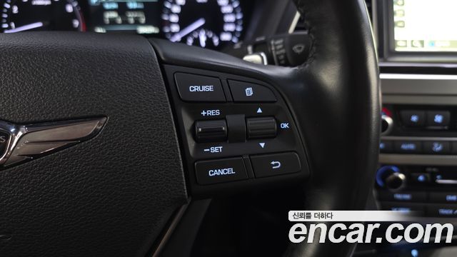 Genesis G80 3.3 GDI AWD Luxury 2017 — фото 17