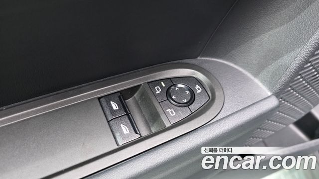 MINI Cooper C (IV) Classic 2025 — фото 10