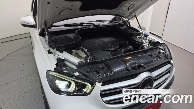 Mercedes-Benz GLE-Class (W167) GLE300d 4MATIC 2020 — фото 6