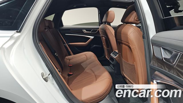 Audi A6 (C8) 45 TFSI Premium 2022 — фото 11