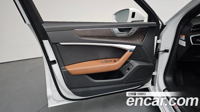 Audi A6 (C8) 45 TFSI Premium 2022 — фото 24