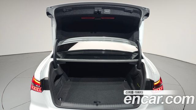 Audi A6 (C8) 45 TFSI Premium 2022 — фото 34