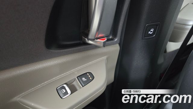 Kia Carnival (IV) HEV 9 seater Prestige 2024 — фото 16