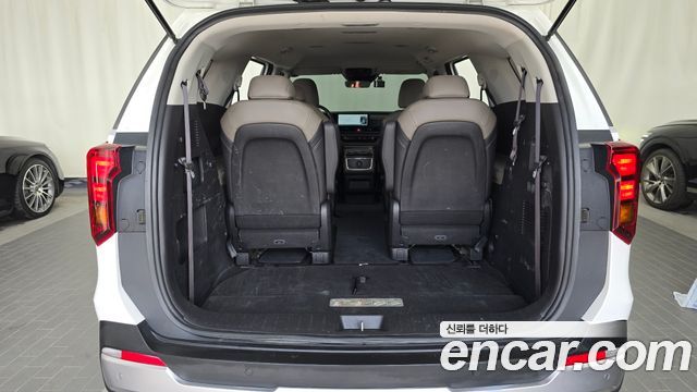 Kia Carnival (IV) HEV 9 seater Prestige 2024 — фото 20