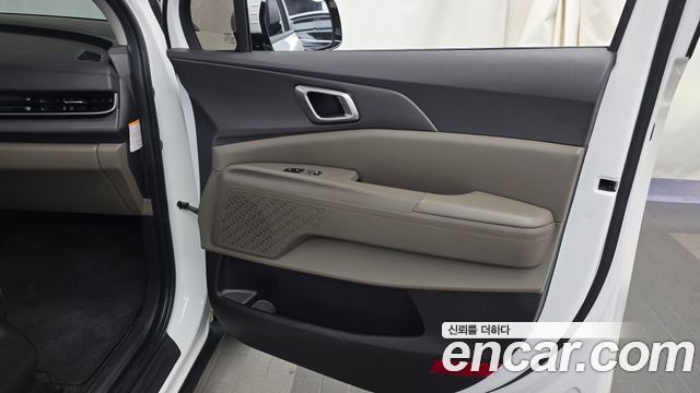 Kia Carnival (IV) HEV 9 seater Prestige 2024 — фото 25