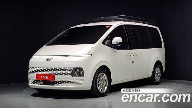 Hyundai Staria L3.5 Cargo 5-Seater Modern 2023 — фото 1