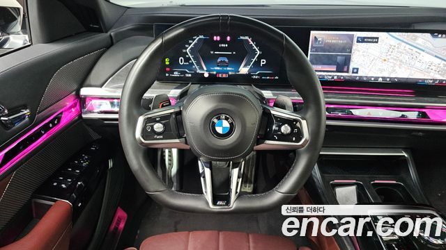 BMW 7 Series (G70) 740d xDrive M Sport 2024 — фото 13