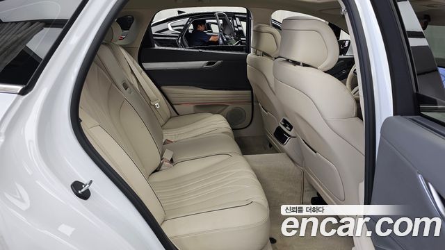 Genesis G80 (RG3) Gasoline 2.5 Turbo 2WD 2025 — фото 12