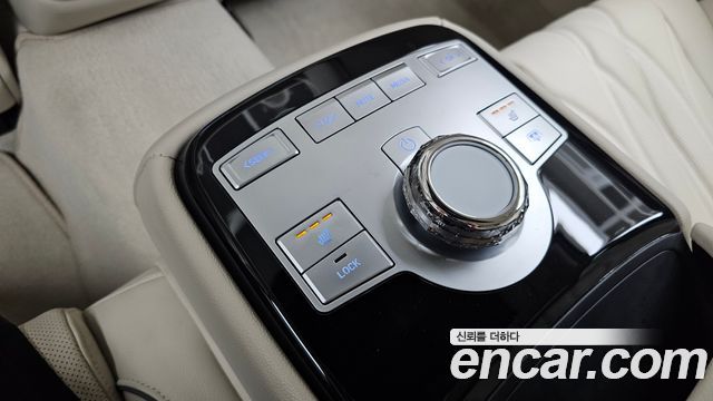 Genesis G80 (RG3) Gasoline 2.5 Turbo 2WD 2025 — фото 18