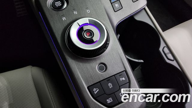 Kia Sportage (V) Gasoline 1.6 Turbo 2WD Signature X Line 2026 — фото 9