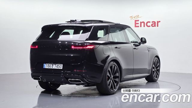 Land Rover Range Rover Sport (III) P550E Dynamic HSE 2026 — фото 2