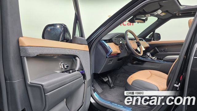Land Rover Range Rover Sport (III) P550E Dynamic HSE 2026 — фото 10