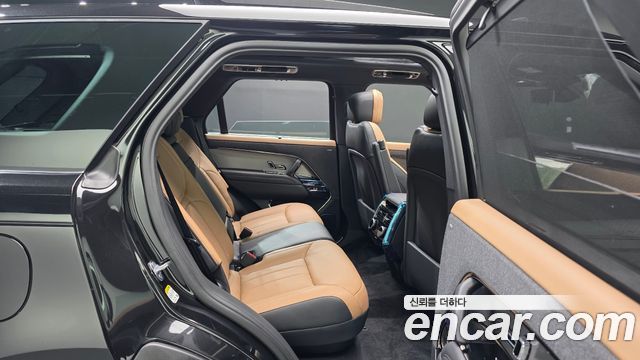 Land Rover Range Rover Sport (III) P550E Dynamic HSE 2026 — фото 12