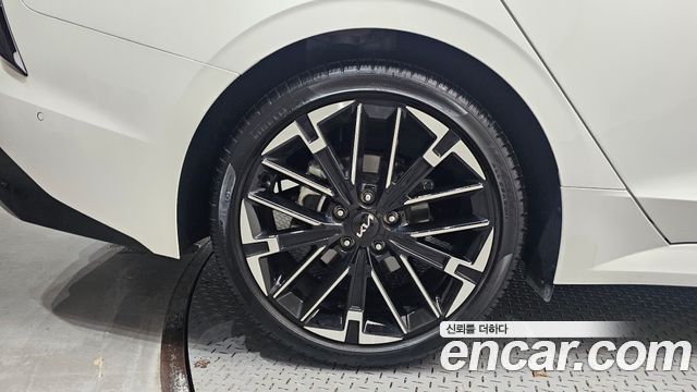 Kia K5 (III) 1.6 Turbo Signature 2025 — фото 5