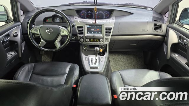 KG Mobility (SsangYong) Korando Turismo 4WD Outdoor Edition 9-seater 2018 — фото 7