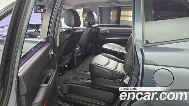 KG Mobility (SsangYong) Korando Turismo 4WD Outdoor Edition 9-seater 2018 — фото 12