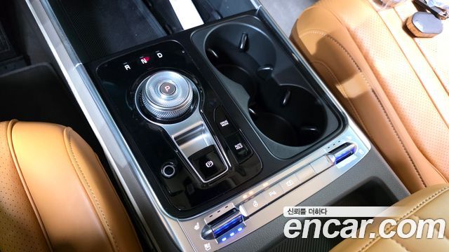 Kia Carnival (IV) Gasoline 9-Seater Hi Limousine (7-seater Limousine(Special vehicle) 2024 — фото 9