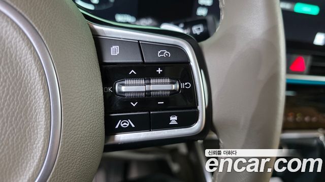 Kia Carnival (IV) Gasoline 9-Seater Hi Limousine (7-seater Limousine(Special vehicle) 2024 — фото 18