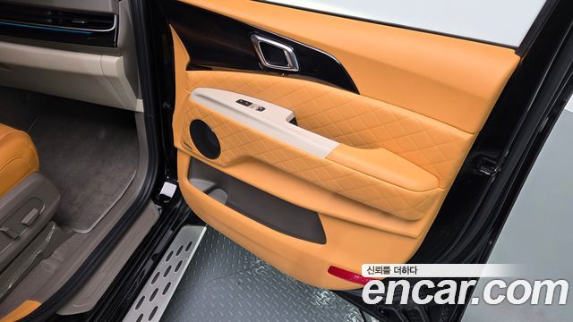 Kia Carnival (IV) Gasoline 9-Seater Hi Limousine (7-seater Limousine(Special vehicle) 2024 — фото 24