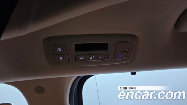 Kia Carnival (IV) Gasoline 9-Seater Hi Limousine (7-seater Limousine(Special vehicle) 2024 — фото 31
