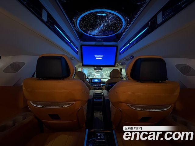 Kia Carnival (IV) Gasoline 9-Seater Hi Limousine (7-seater Limousine(Special vehicle) 2024 — фото 42
