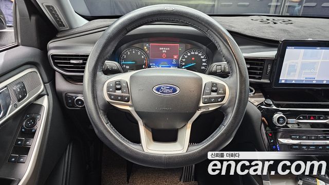 Ford Explorer (VI) 2.3 LimIted 4WD 2023 — фото 13