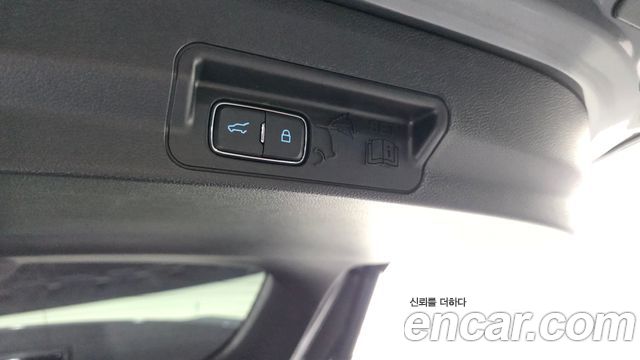 Ford Explorer (VI) 2.3 LimIted 4WD 2023 — фото 35