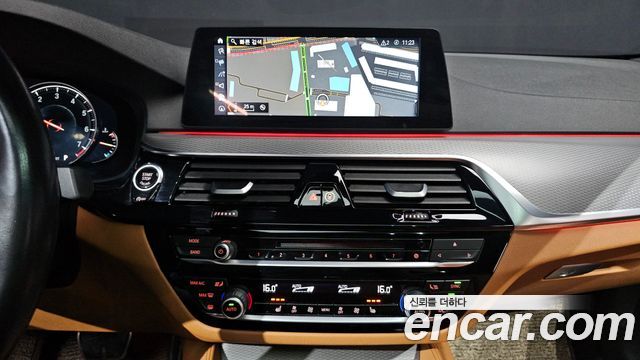 BMW 5 Series (G30) 530i M Sport Package 2018 — фото 12