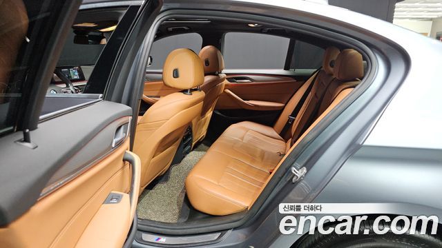BMW 5 Series (G30) 530i M Sport Package 2018 — фото 19