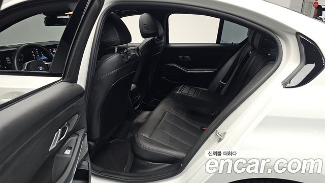 BMW 3 Series (G20) 320i M Sport 2025 — фото 15
