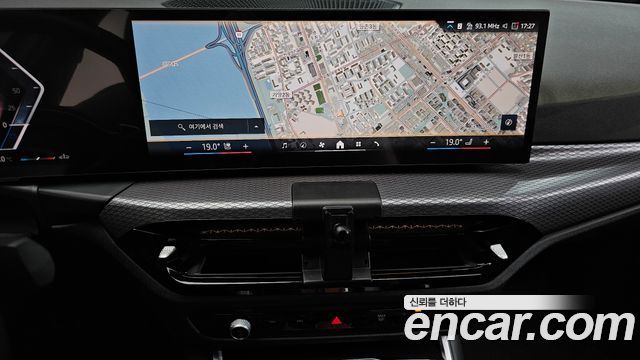 BMW 3 Series (G20) 320i M Sport 2025 — фото 18