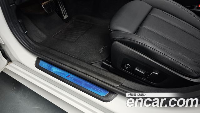 BMW 3 Series (G20) 320i M Sport 2025 — фото 39