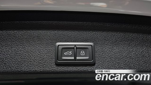 Audi Q3 (F3) 35 TDI Sportback 2023 — фото 19