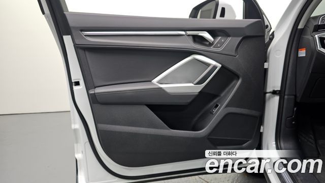 Audi Q3 (F3) 35 TDI Sportback 2023 — фото 24