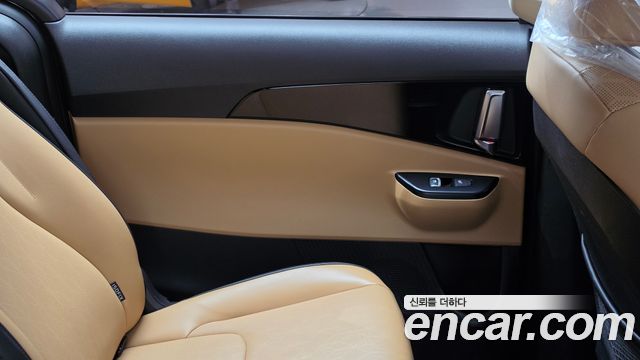 Kia Carnival (IV) Diesel 9-Seater Prestige 2022 — фото 25