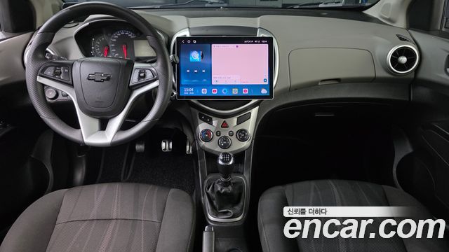 Chevrolet Aveo Hatchback 1.4 Turbo LS 2017 — фото 7