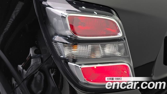 Chevrolet Aveo Hatchback 1.4 Turbo LS 2017 — фото 23