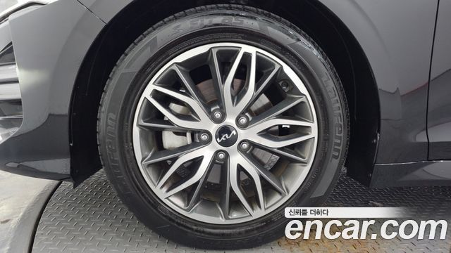 Kia K5 (III) 2.0 Trendy 2023 — фото 5