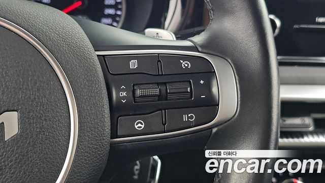 Kia K5 (III) 2.0 Trendy 2023 — фото 19