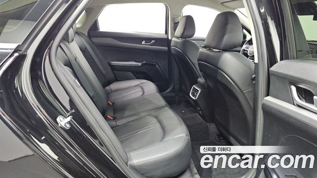 Kia K5 (III) 2.0 Trendy 2023 — фото 26