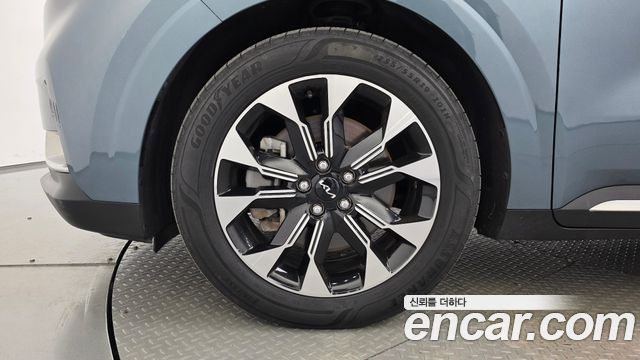 Kia Carnival (IV) Gasoline 7-Seater Outdoor Noblesse 2023 — фото 5
