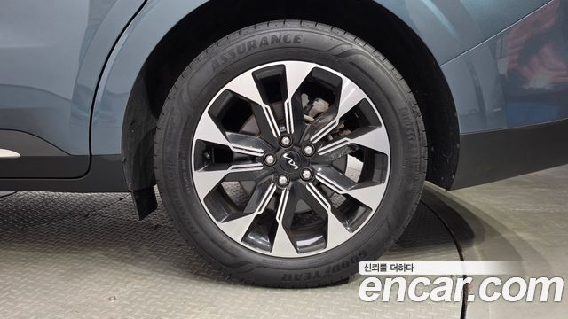 Kia Carnival (IV) Gasoline 7-Seater Outdoor Noblesse 2023 — фото 21
