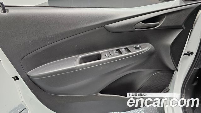 Chevrolet Spark LT 2020 — фото 24