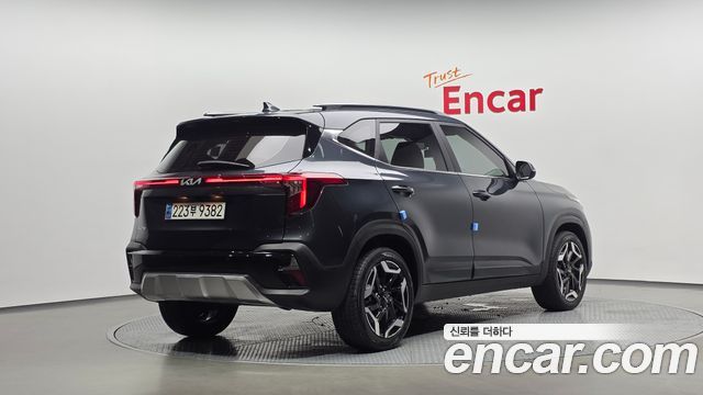 Kia Seltos Gasoline 1.6 Turbo 2WD Signature 2024 — фото 2
